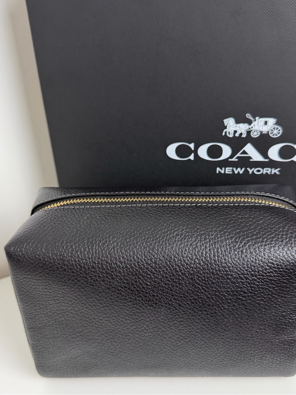 NWT Coach Essential Cosmetic Pouch - Picture 5 of 10